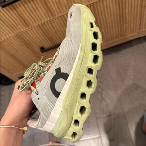 On Running Light Gray and Lime Sneakers
